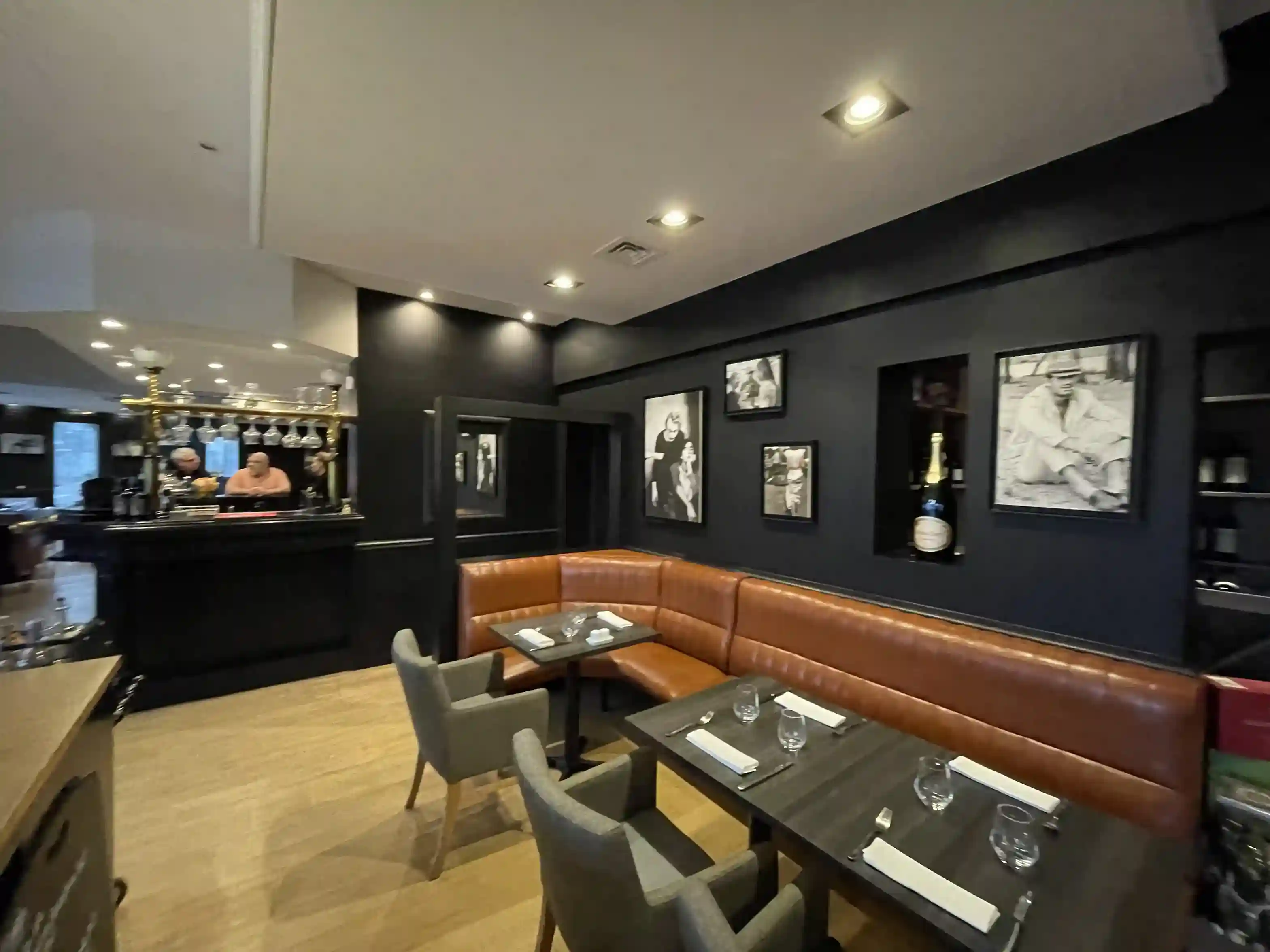 Restaurant gastronomique Harmonie_avant_3_4_11zon Transformation complète du restaurant gastronomique Harmonie à Villeneuve d'Ascq – REYNAUD BRUNET